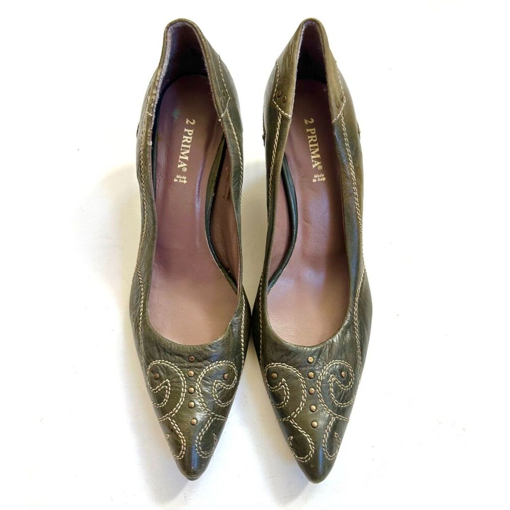 Vintage 2 PRIMA Olive Green Leather Embroidered Western-Inspired Block Heel Pump